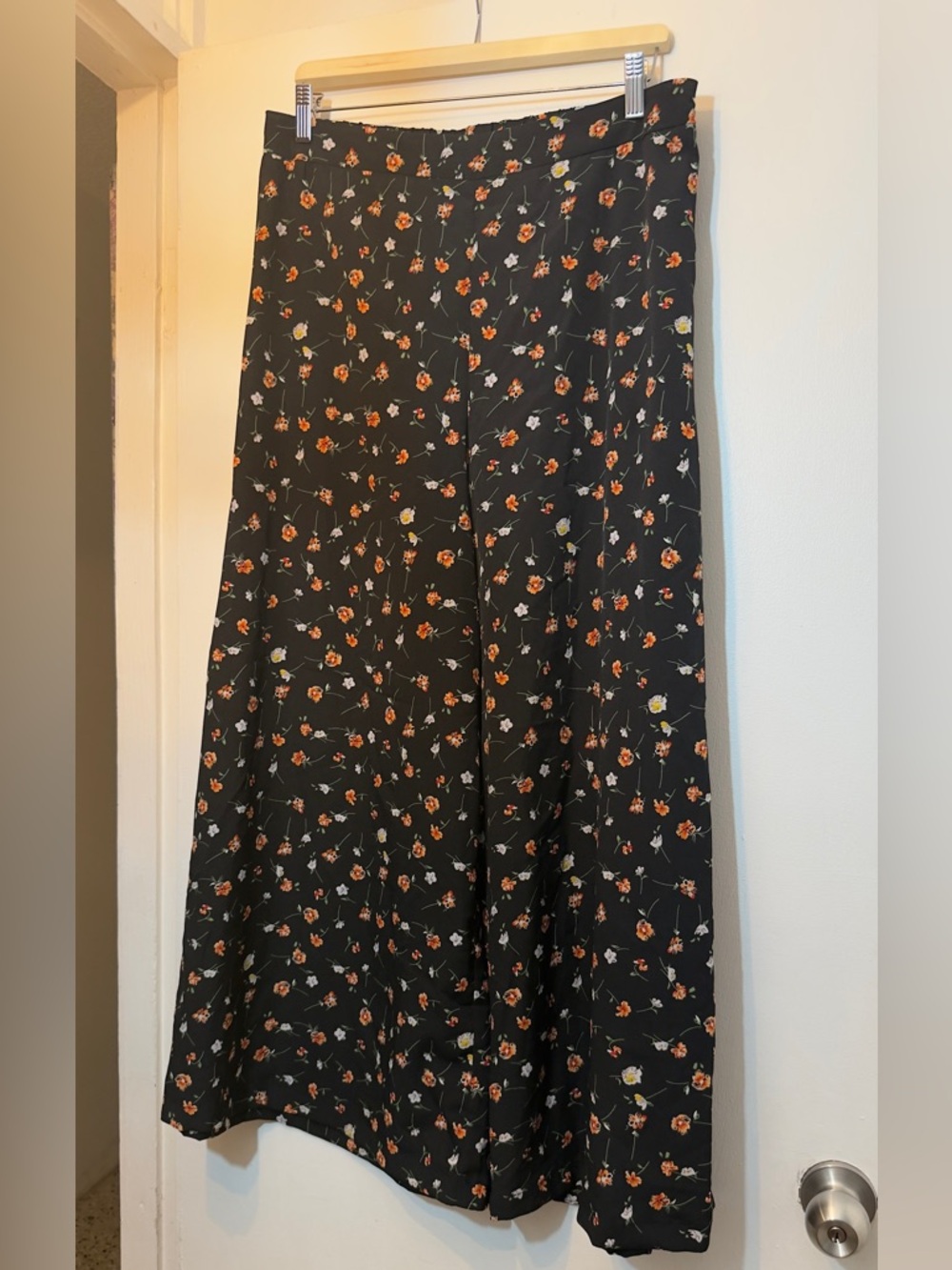 Black Floral Pants wide leg